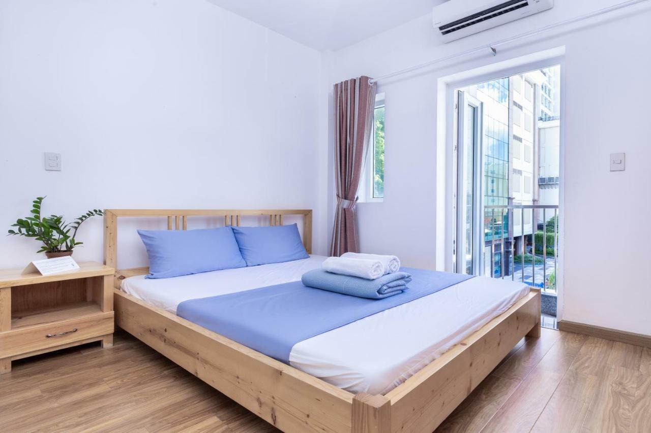 Cozrum Homes Truong Dinh Хошимин Экстерьер фото