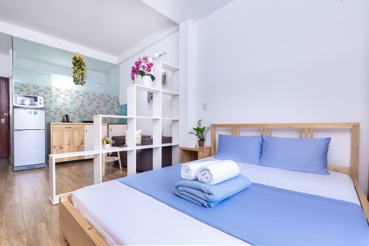 Cozrum Homes Truong Dinh Хошимин Экстерьер фото