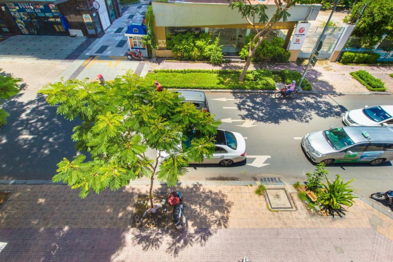 Cozrum Homes Truong Dinh Хошимин Экстерьер фото