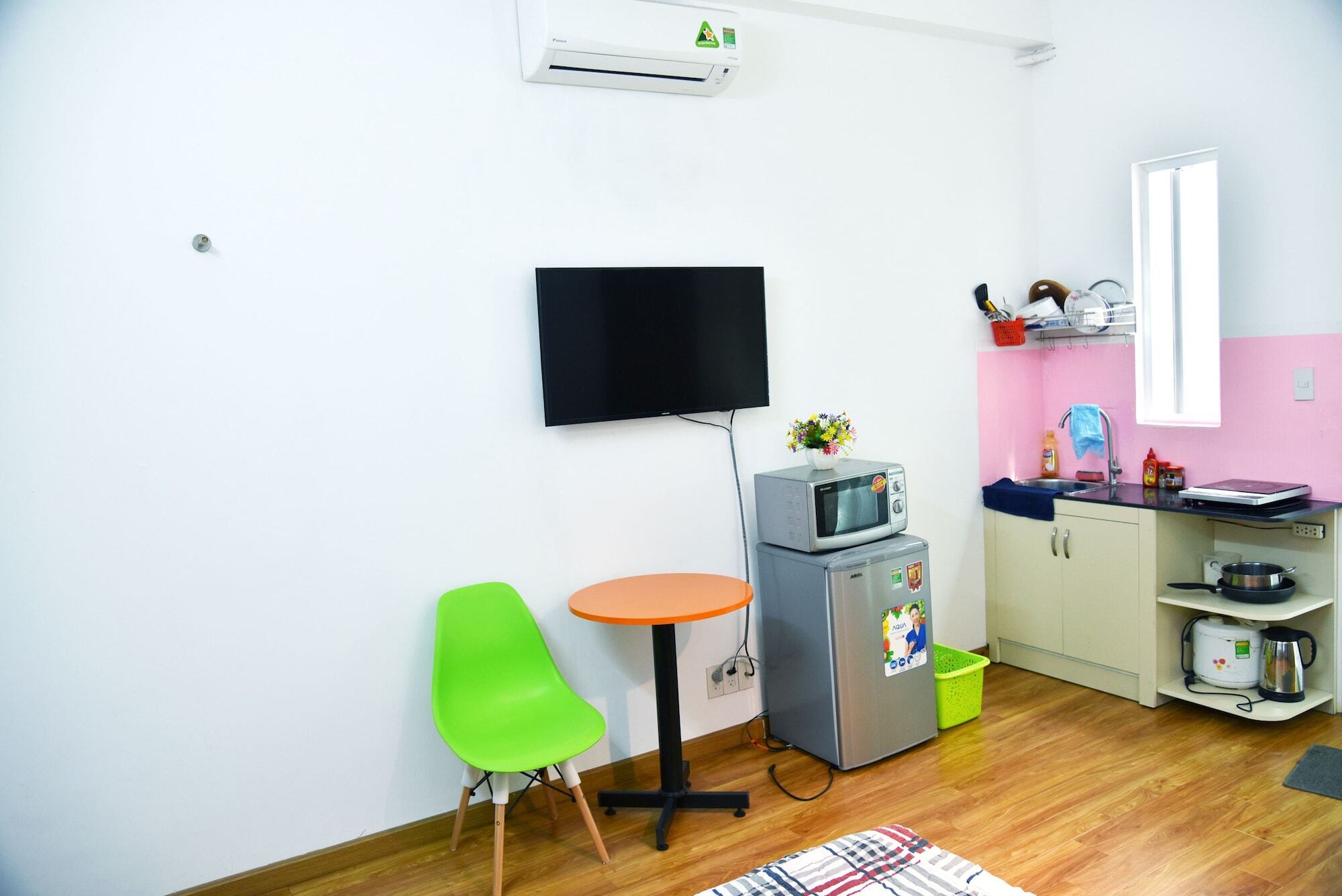 Cozrum Homes Truong Dinh Хошимин Экстерьер фото